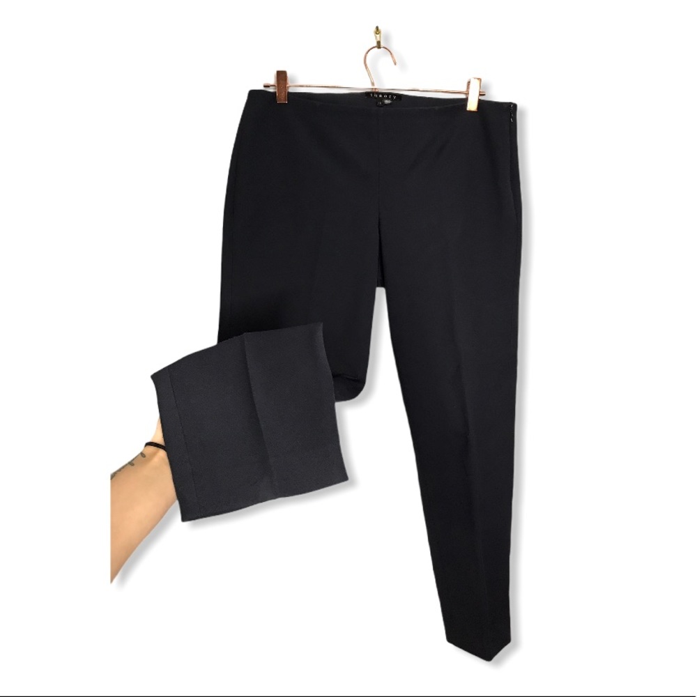 Theory | Navy Blue Belisa Slim Cropped Twill Pants - Picture 2 of 12